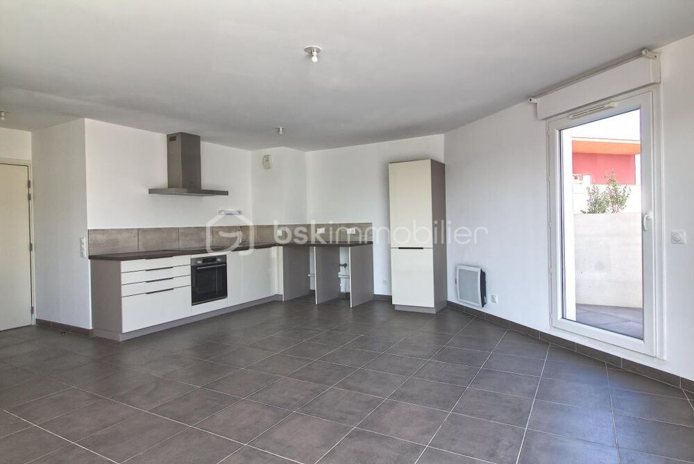 Appartement F3 69 m² avec terrasse et parking