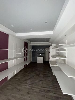  Immeuble à vendre 7 pièces 297 m²