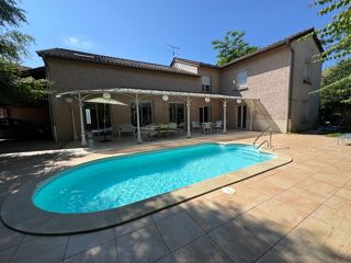  Maison à vendre 8 pièces 261 m²