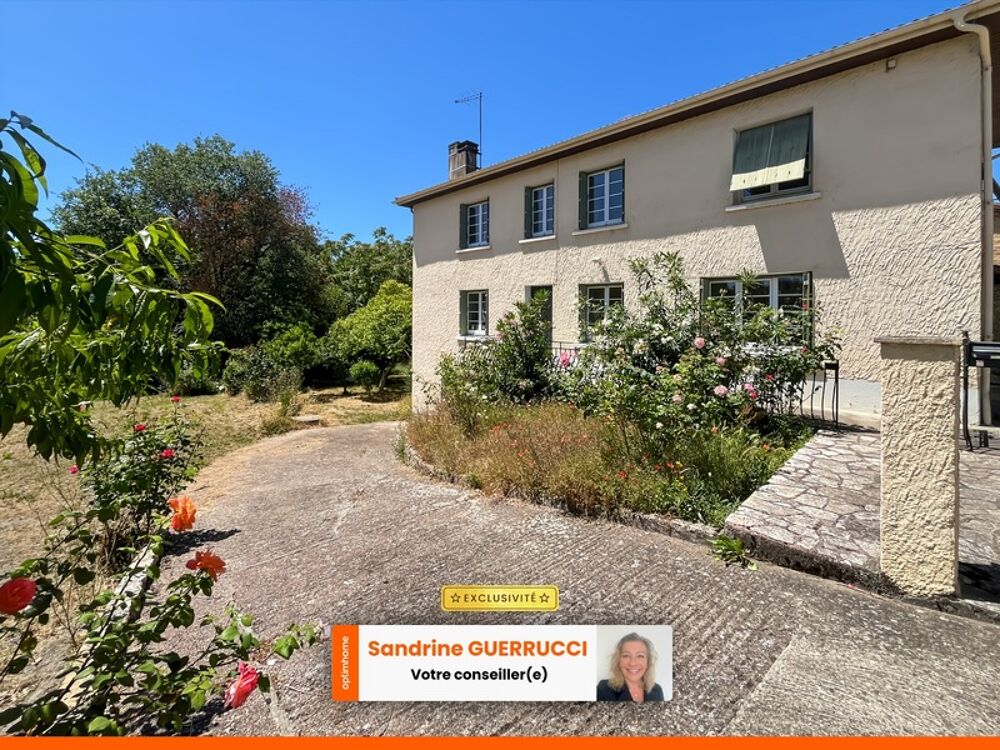 Maison 6 pièces 134 m² · à Cassaigne · 134 m² · 105 000 €