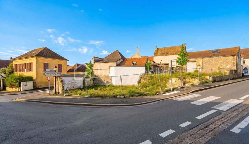 Vente Terrain Plein cœur village historique, terrain à bâtir sur 271 m2 en R+1+C Neauphle le vieux