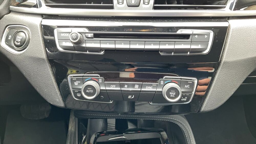X1 sDrive 18d 143 BVA8 X Line 2017 occasion 16170 Val D Auge