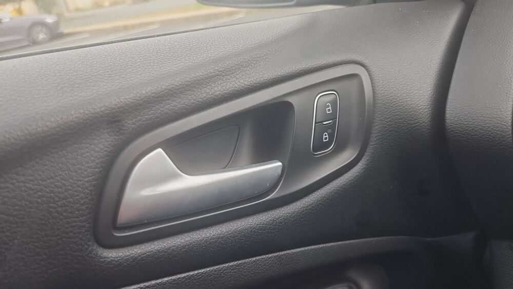 Kuga 1.5 TDCI 120 BVA Titanium - Automatique Toit ouvrant 2018 occasion 17220 Salles Sur Mer