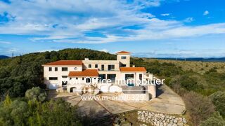  Propriété/château à vendre 10 pièces 980 m²