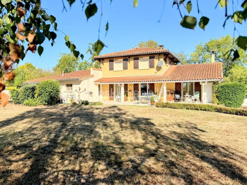Belle propriété au calme, 3 chambres, vue sur les Pyrénées avec piscine de 10X5 et son magnifique terrain de 6391 mètres