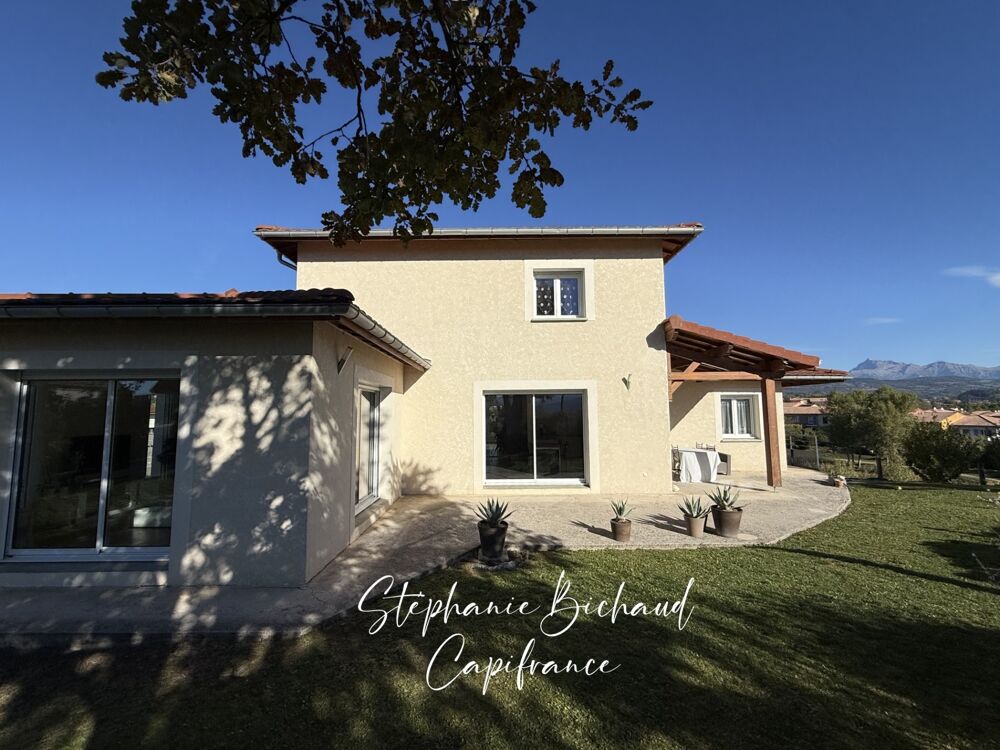 Vente Maison Maison à vendre 6 pièces GAP (05) 145,41m² 4 chambres garage de 60,59 m²terrain 1075m² Gap