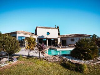 Propriété/château à vendre 4 pièces 205 m²