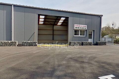 A la location sur LANTIC – Cellule artisanale / box de stockage de 181 m&sup2; au sein d'un site s&eacute;curis&eacute; 906 22410 Lantic