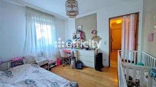  Appartement � vendre 4 pi�ces 70 m�