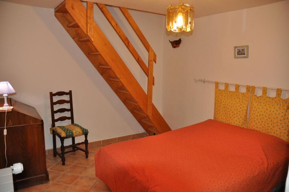 à vendre  Maison Revest-du-Bion (04150)