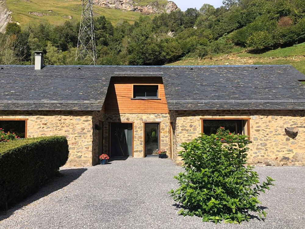 Demeure de prestige en vallée d'Ossau