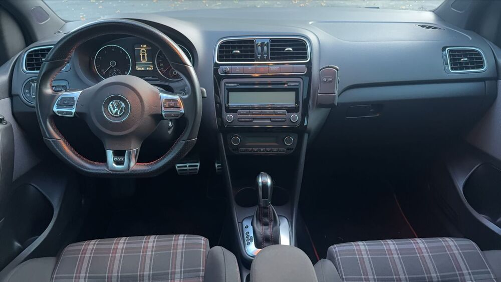 Polo V 1.4 TSI 180 DSG7 GTI - Automatique Toit ouvrant 2011 occasion 45240 Ligny Le Ribault