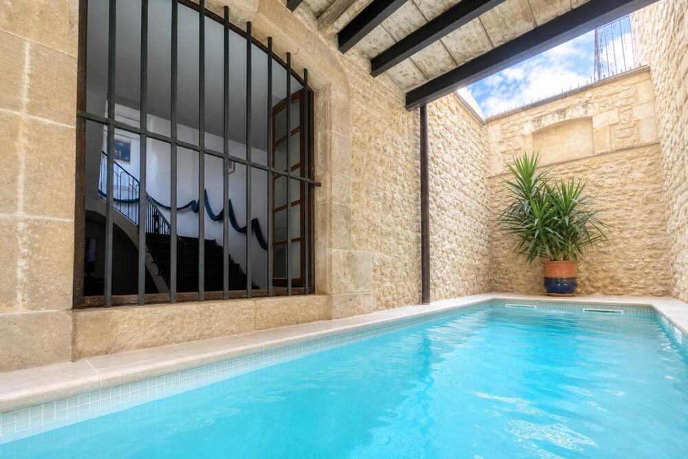 Vente Propriété/Château Bourg-Saint-Andéol : Demeure XVIII de 606 m² Bourg saint andeol