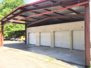  Parking / Garage à vendre 160 m² Cluses