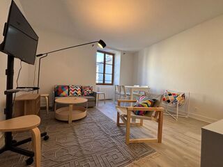  Appartement à louer 3 pièces 46 m²