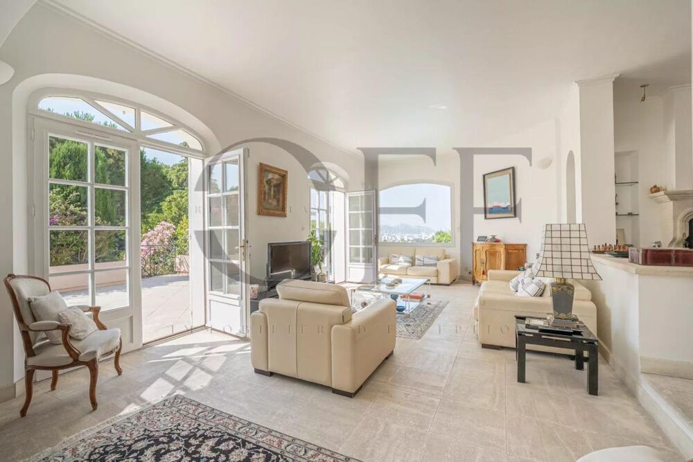Vente Villa MARSEILLE 12? – DOMAINE PRIVÉ SÉCURISÉ Élégante propriété de 220 m² sur 1 660 m² de terrain paysager • 4 chambres • Piscine • Do Marseille 12
