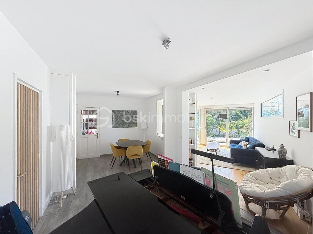 Vente Maison Charmante maison familiale avec 2 chambres, bureau et jardin de 497 m² Champigny sur marne
