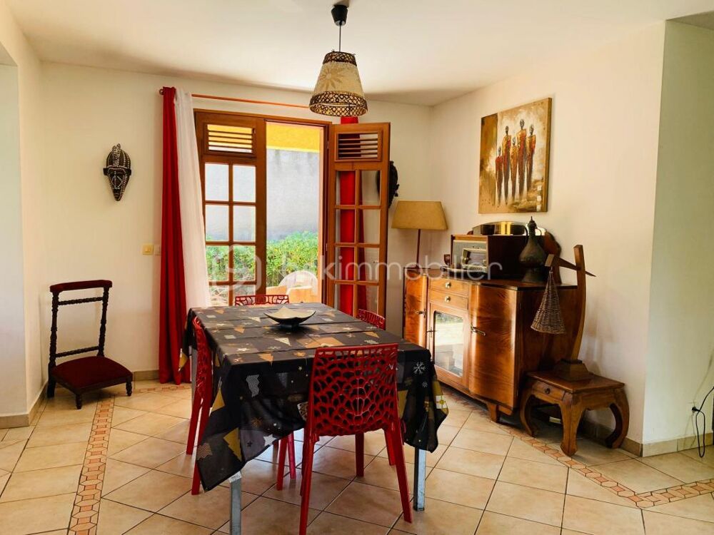 � vendre  Propri�t�/ch�teau Le Moule (97160)