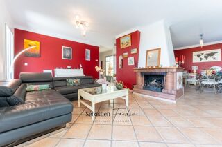  Maison à vendre 8 pièces 210 m²