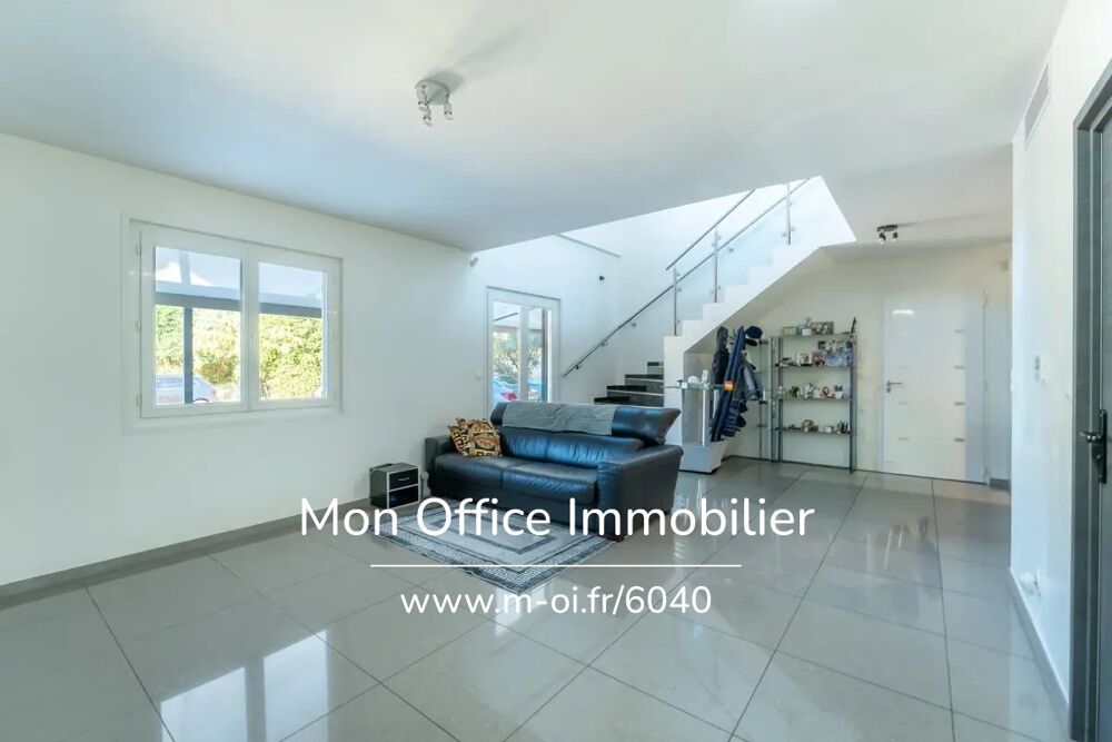 Référence : 6040-ABR - Maison 6 pièces