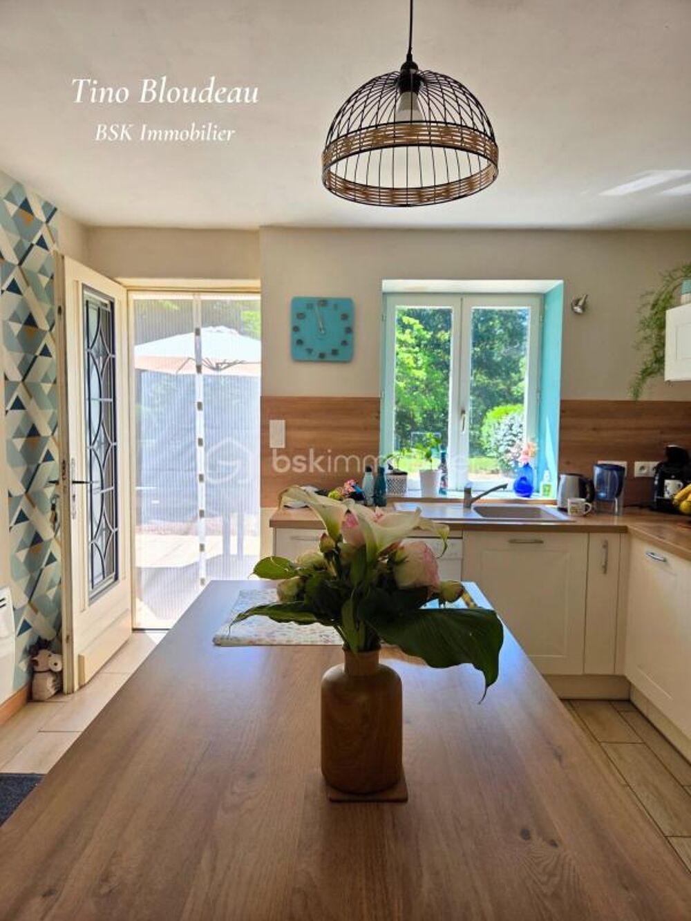 Vente Maison Maison ancienne de caractère avec piscine et terrain sans vis à vis Noyant