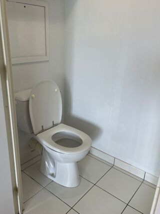  Appartement à louer 3 pièces 65 m²