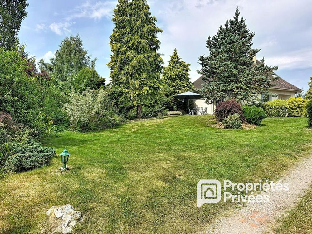 L'Aigle - Grande maison familiale, 7 chambres, plus de 4 000 m² de terrain