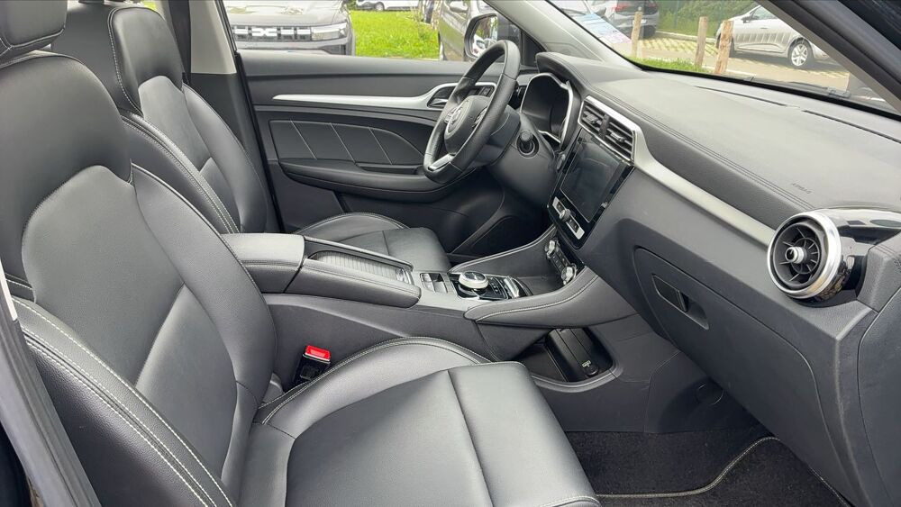 MG.ZS 143 44.5 kWh Luxury - Automatique Entretien constructeur 2021 occasion 92160 Antony