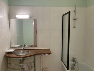  Appartement à louer 2 pièces 50 m²