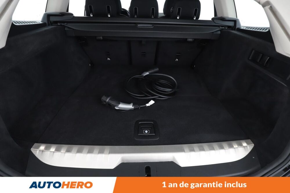 S&eacute;rie 3 Touring 330e Hybride xDrive Lounge BVA8 292 ch 2021 occasion 92130 Issy-les-Moulineaux