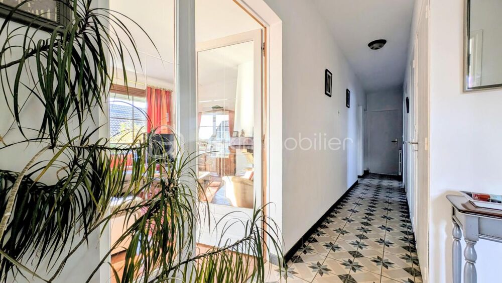 Vente Maison Grande maison familiale avec vie de plain pieds surrélevée Giberville
