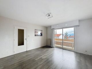  Appartement à louer 2 pièces 45 m²