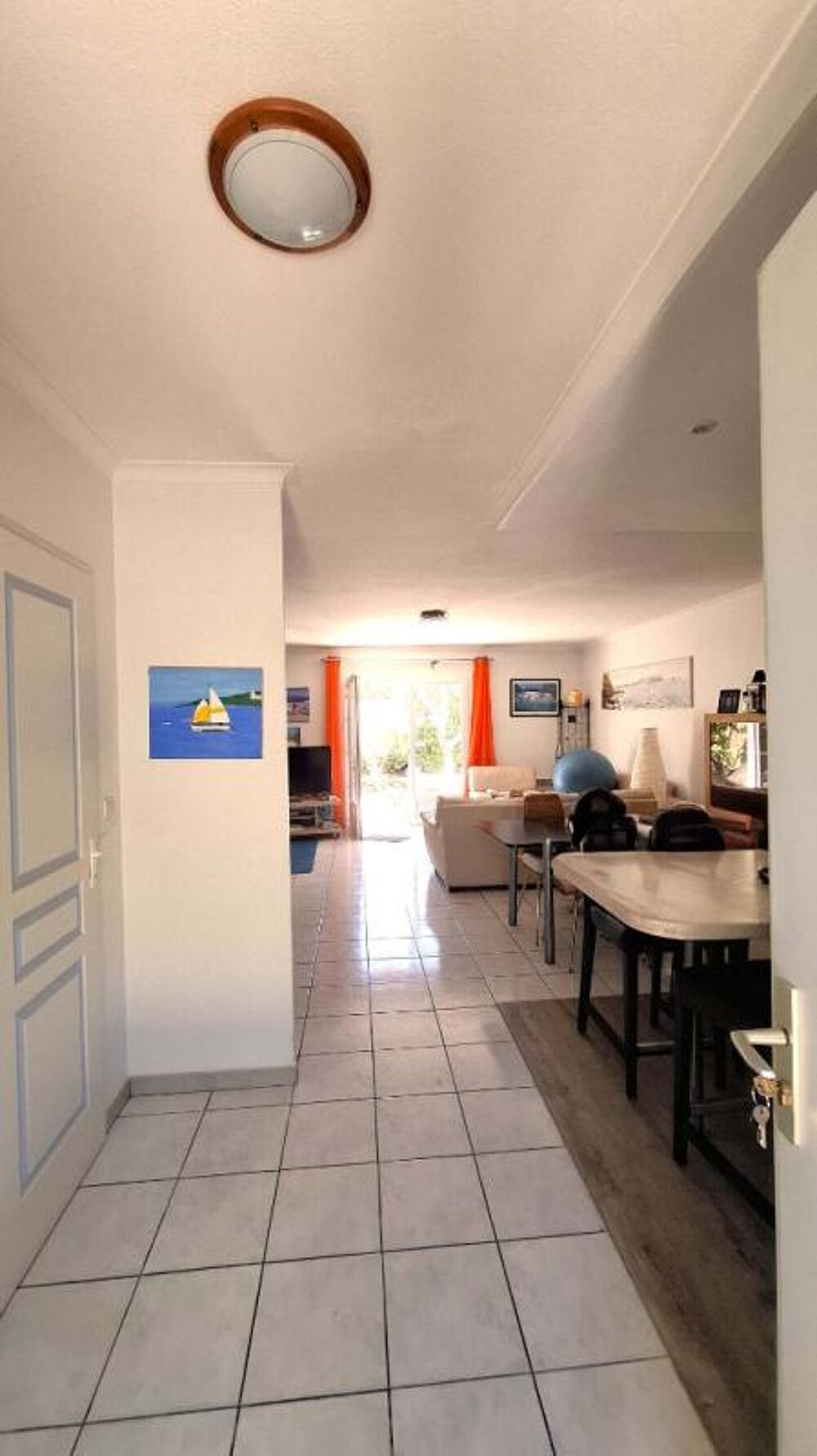 Villa 4 pièces de 82m² avec 3 chambres , un jardin et un garage à La Garde