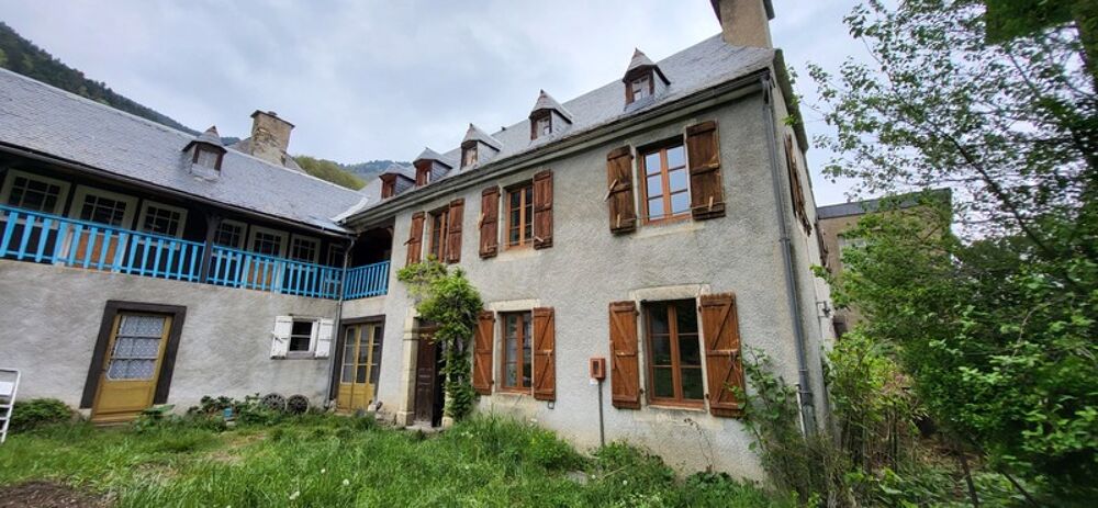 Maison 10 pièces 305 m² · à Vielle Louron · 305 m² · 403 000 €