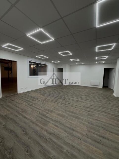   NEUILLY SUR MARNE 365M2 A LOUER 