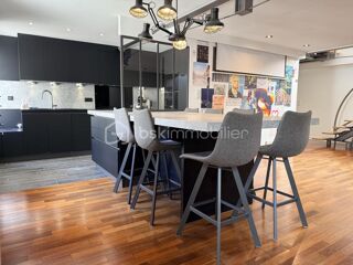  Duplex/triplex à vendre 5 pièces 136 m²