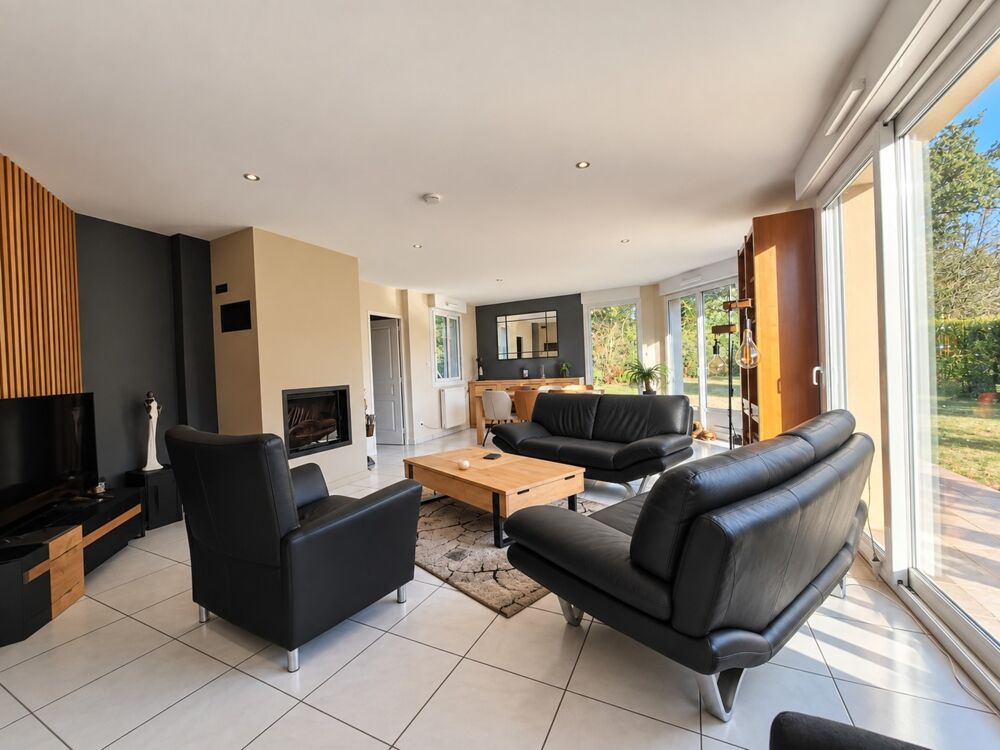 Vente Maison Maison à vendre 7 pièces BONCHAMP LES LAVAL (53) Bonchamp les laval
