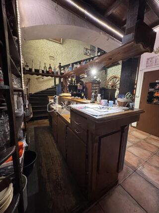  Propri�t�/ch�teau � vendre 10 pi�ces 410 m�