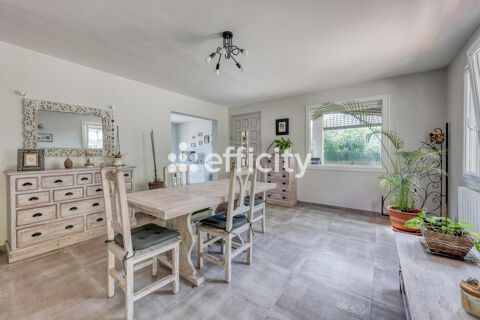   Villa Villa - 10 pièce(s) - 175 m²