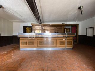  Maison � vendre 9 pi�ces 303 m�