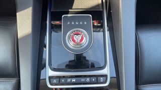 F-PACE 3.0 V6 300 AWD BVA8 R-Sport - Automatique 2017 occasion 83600 Frejus