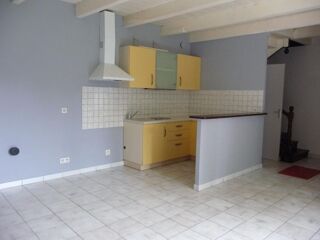  Appartement à louer 4 pièces 82 m²