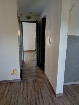  Appartement à louer 2 pièces 38 m²