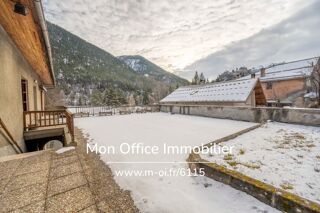  Maison � vendre 10 pi�ces 713 m�