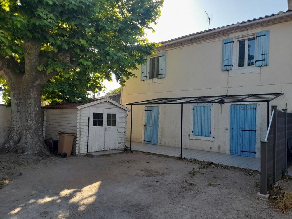 Location Maison Maison de 104m2 à louer sur Saint-Martin-de-Crau Saint martin de crau
