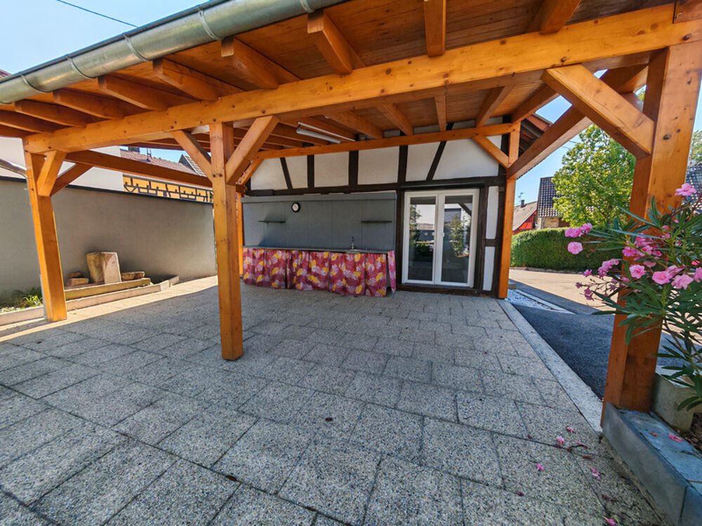 Location Maison À louer – Maison alsacienne rénovée avec jardin, terrasse et 2 parking à Weyersheim Weyersheim