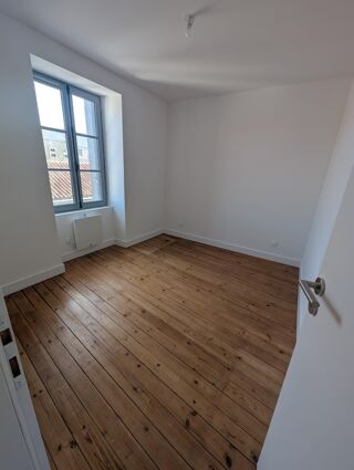  Appartement à louer 2 pièces 42 m²