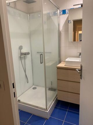  Appartement à louer 3 pièces 82 m²
