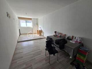  Immeuble � vendre 13 pi�ces 200 m�