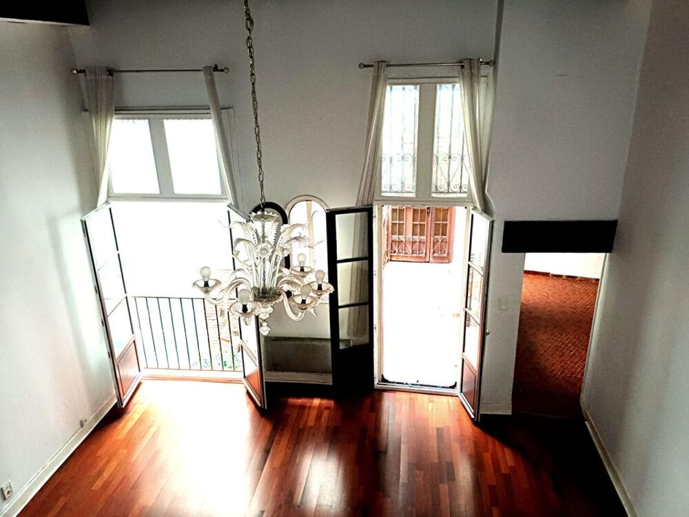 Perpignan centre - Appartement type loft de 2 pièces dans ancien couvent
